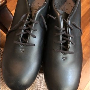 Men’s oxford tap shoes